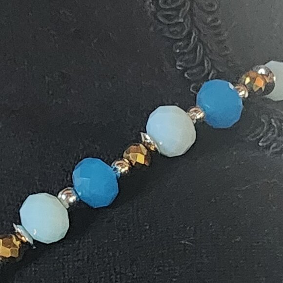 Blue and Gold Beaded Silver Tone Flower Faux Turquoise Pendant Boho 18" Necklace - Picture 8 of 16